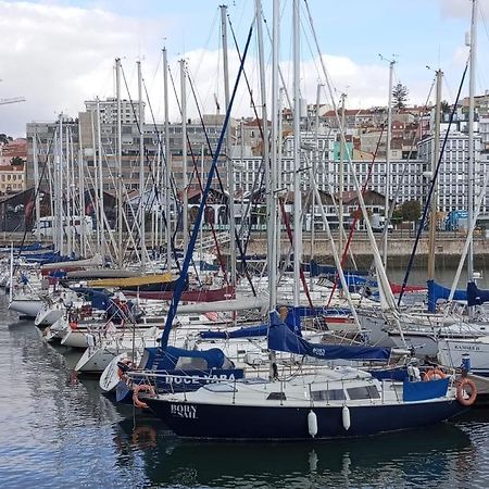 Lisbon Cosy Boat Hotel Exterior photo